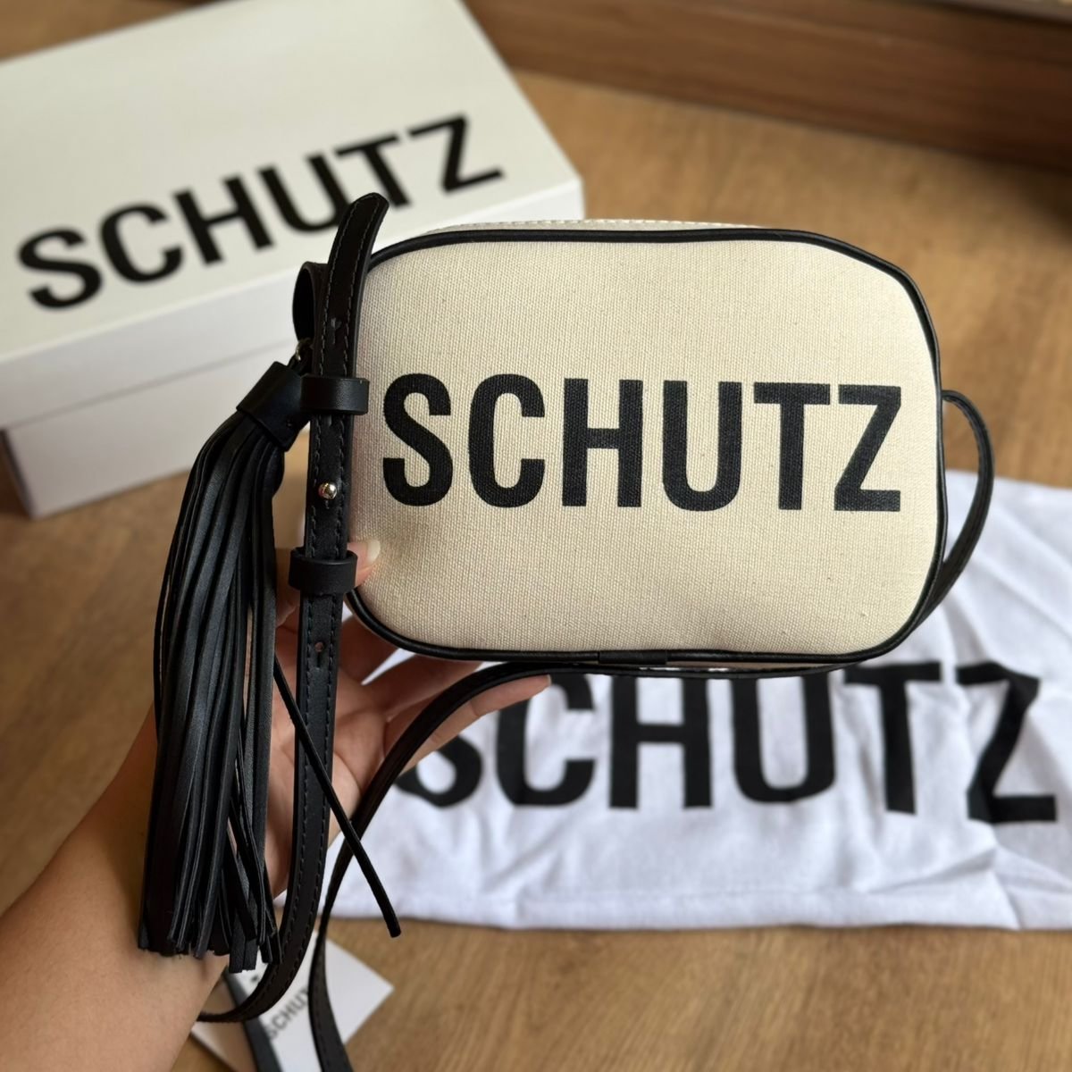 Bolsa Schutz Transversal Pequena Gifts Astec S500150723