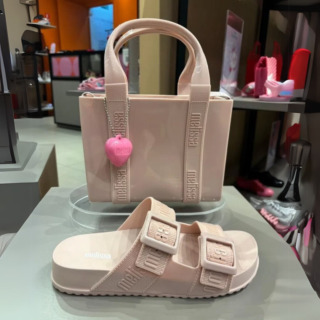 Combo Melissa Sandália Cozy Slide M-Lover e Bolsa Dulce Bag - Nude