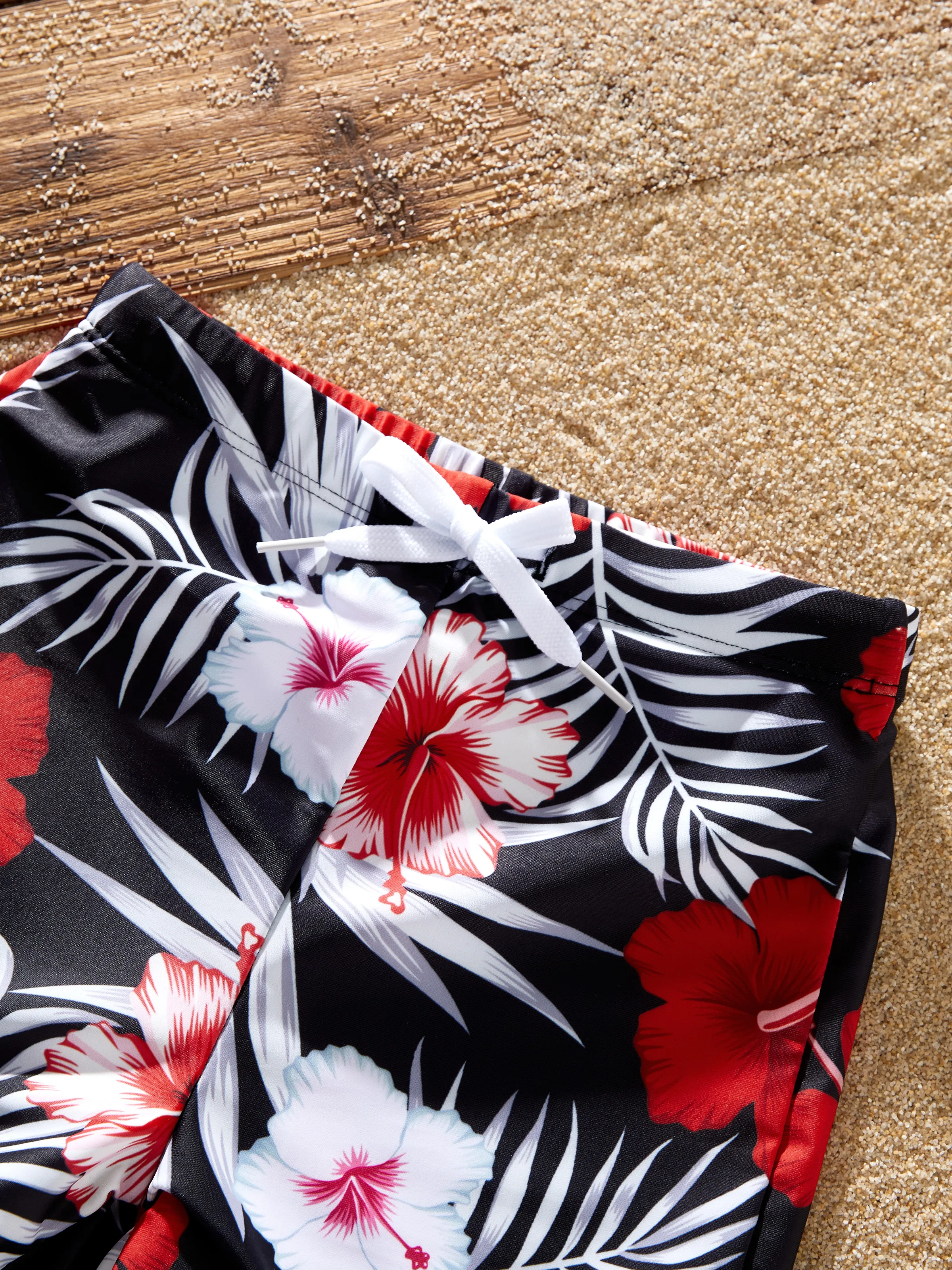 Daddy & Son Tropical Floral Swim Trunk Black - Image 12