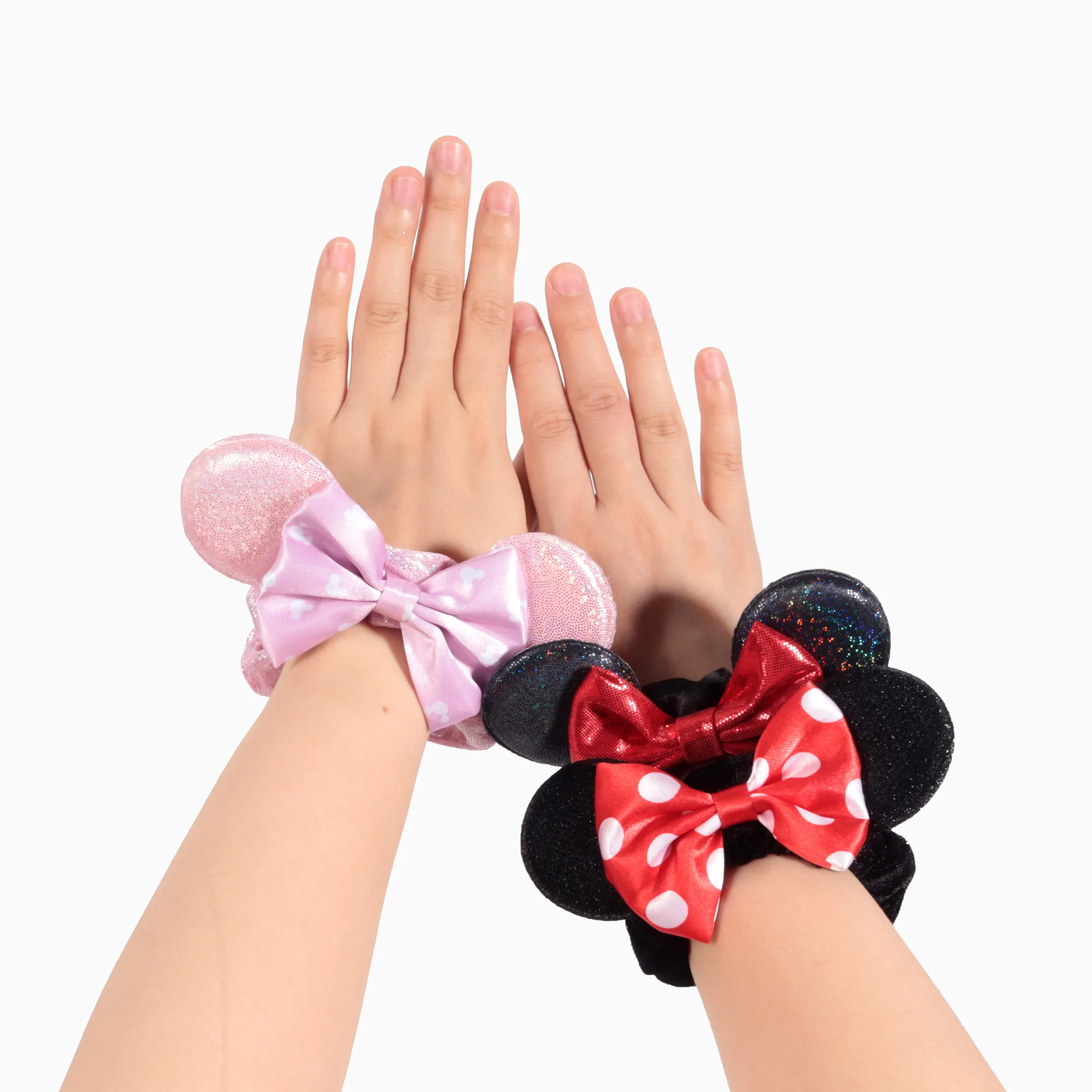 Disney Minnie Mouse Bow Scrunchies 3-Pack for Girls Red - Image 5