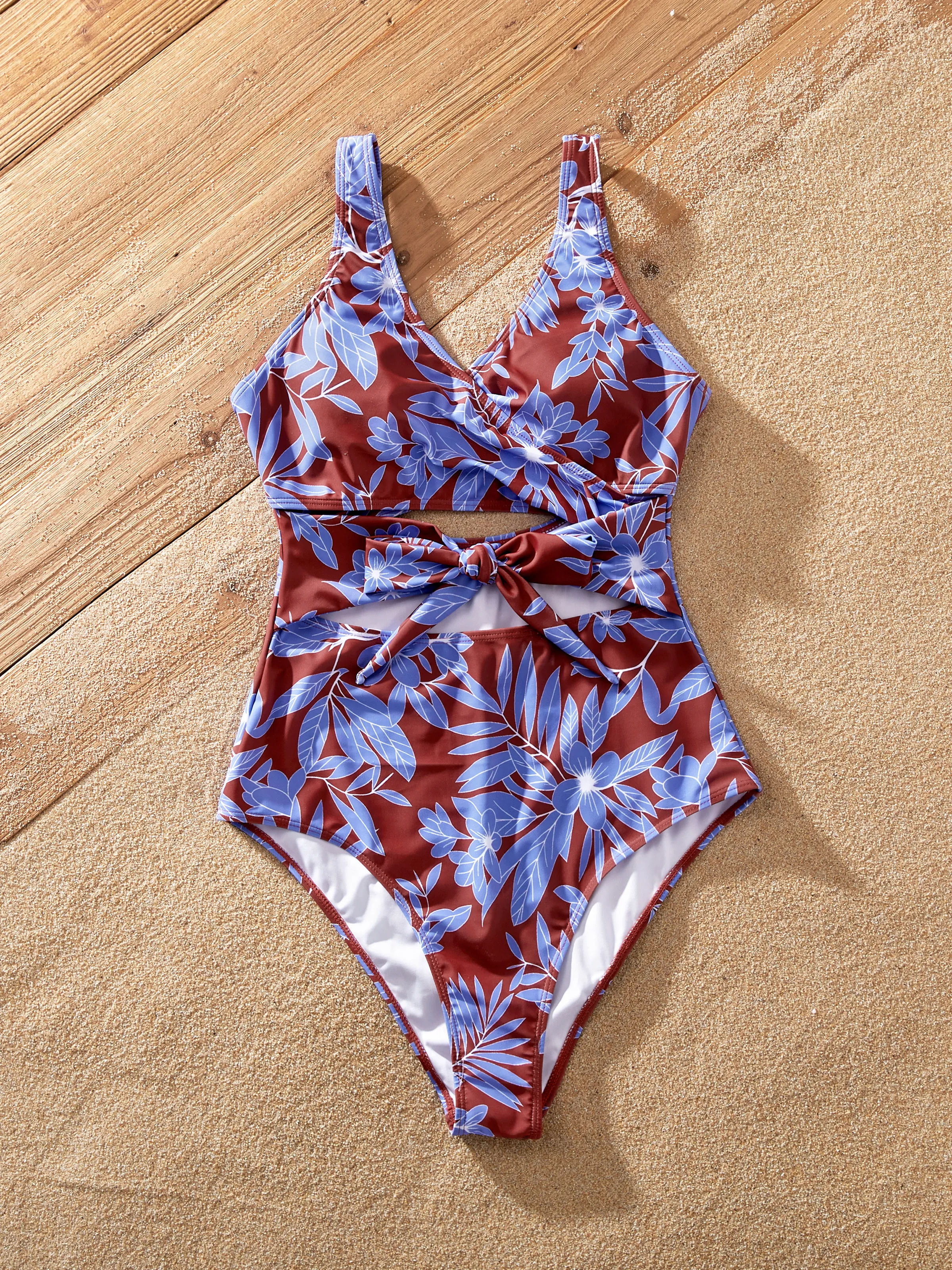 Family Matching Tropical Leaf Print Swimsuits Cutout One-Piece & Swim Trunks Set Multi-color - Image 4