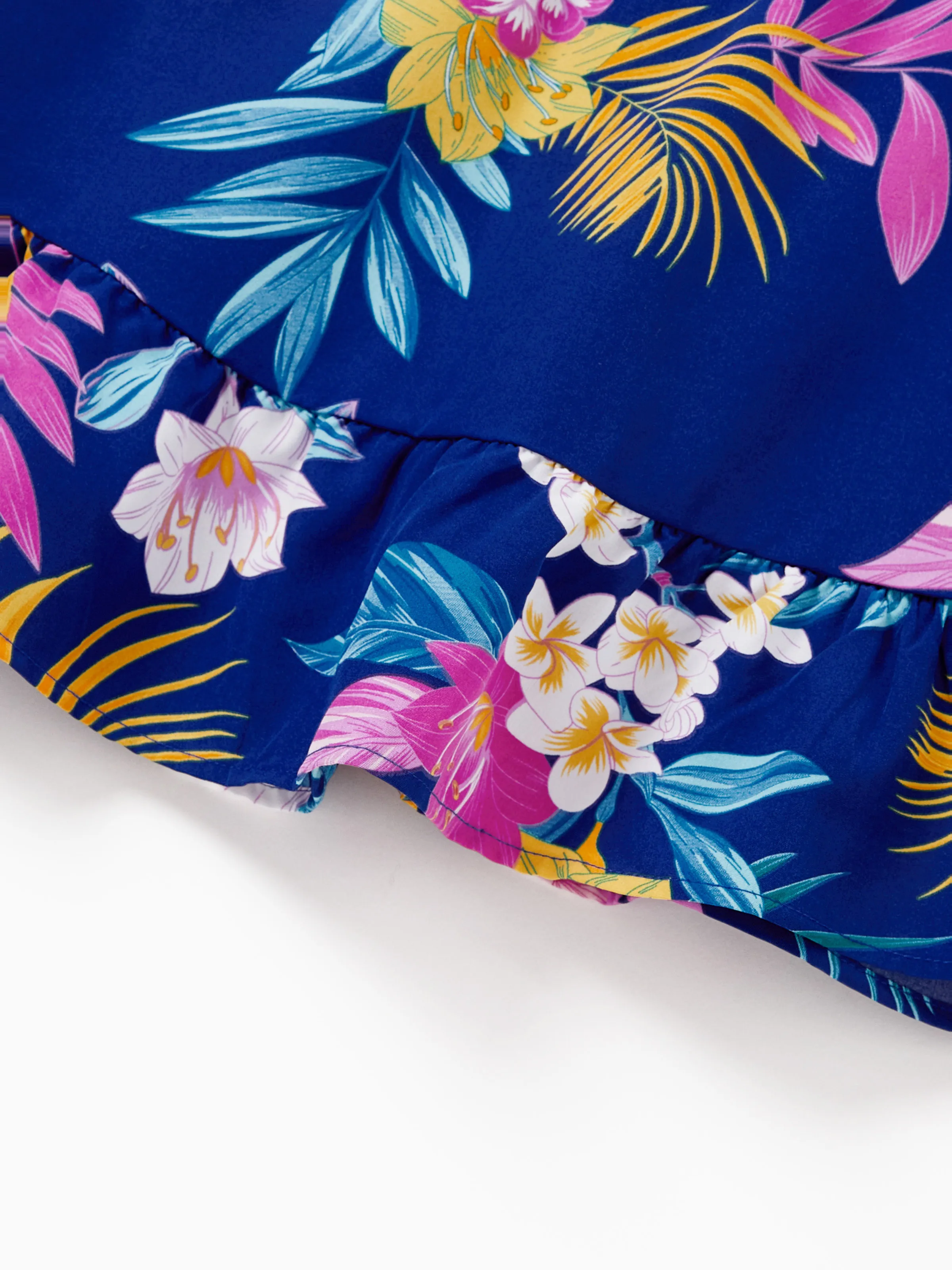 Mommy and Me Matching Family Hawaiian Outfits Tropical Floral Print Strap Dress or Short-sleeve Shirts & Shorts Set Summer Beachwear Set for Vacation Deep Blue - Image 17